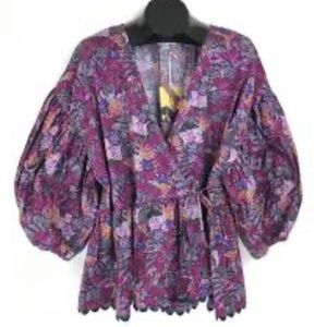 Kika Vargas Target 1X Blouse Wrap Top Purple Floral Scallop Hem Puff Sleeve.